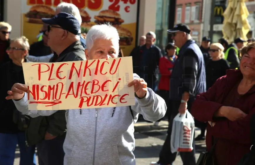 BUZ PODRŽAO MILANOVIĆA, NEDJELJNE IZBORE VIDI KAO REFERENDUM O PLENKOVIĆU I VLADI