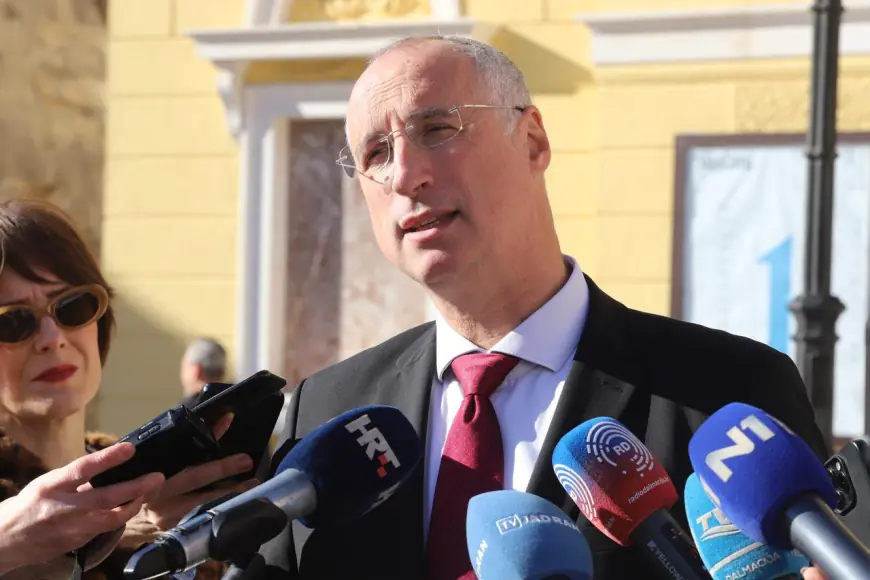 PULJAK: PREDAT ĆEMO DORH-u DOKUMENT O ONEČIŠĆENJU ZRAKA U SPLITU. HDZ JE SVE HTIO SAKRITI