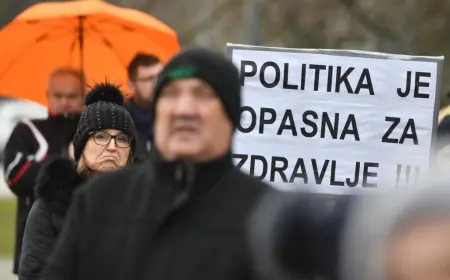 PROSVJEDNICI U ČAKOVCU ZATRAŽILI SMJENU UPRAVNOG VIJEĆA I RAVNATELJA BOLNICE