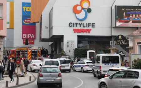 PANIKA U ŠIBENIKU: ZAPALIO SE TRGOVAČI CENTAR, ZGRADA EVAKUIRANA
