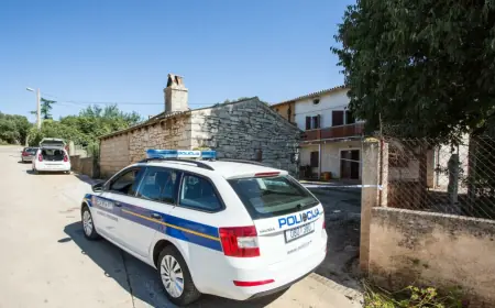 MRTAV MUŠKARAC (40) PRONAĐEN U STANU U PULI, A MRTVA ŽENA (45) U APARTMANU U UMAGU