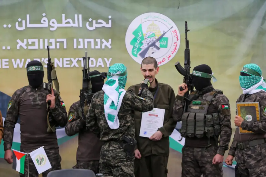TRI TAOCA PREDANA IZRAELSKOJ VOJSCI NAKON ŠTO IH JE HAMAS PUSTIO NA SLOBODU