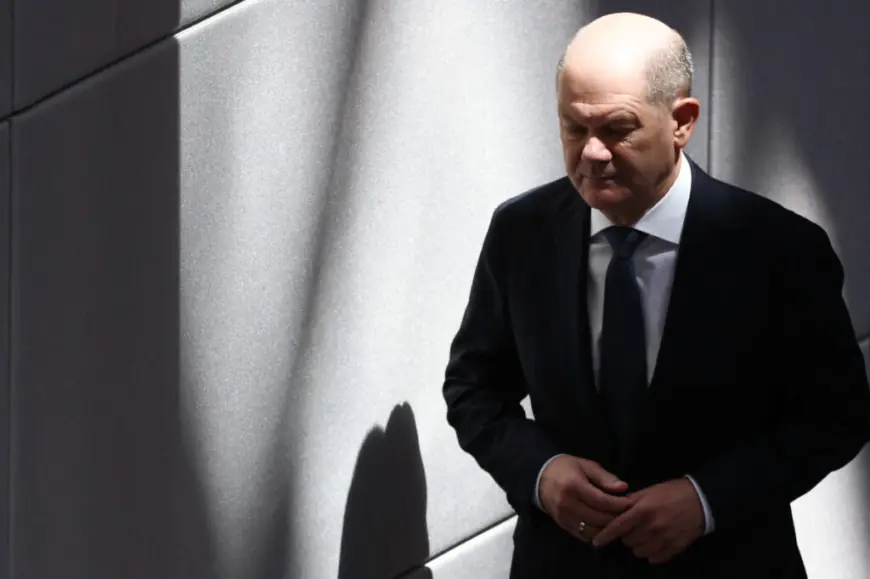 SCHOLZ REAGIRAO NA GOVOR AMERIČKOG POTPREDSJEDNIKA: "TO SE NE RADI"