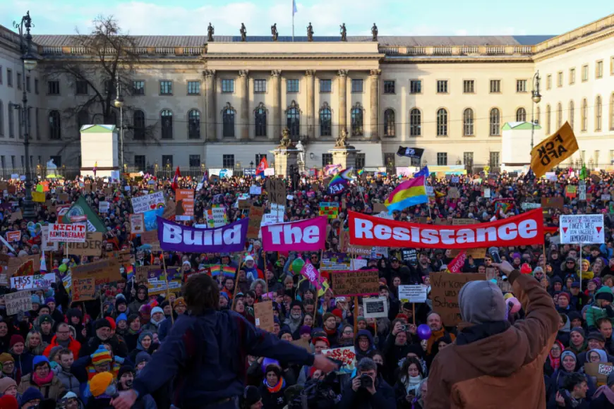 PROSVJED ZA DEMOKRACIJU U BERLINU OKUPIO 30.000 LJUDI