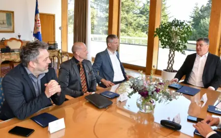 MILANOVIĆ RAZGOVARAO S ORGANIZATORIMA "CRO BIT DELEGACIJE"