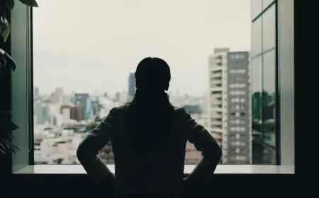 ISLANDSKA MINISTRICA ZA DJECU PODNIJELA OSTAVKU: OTKRIVENO JE DA JE DOBILA DIJETE S TINEJDŽEROM