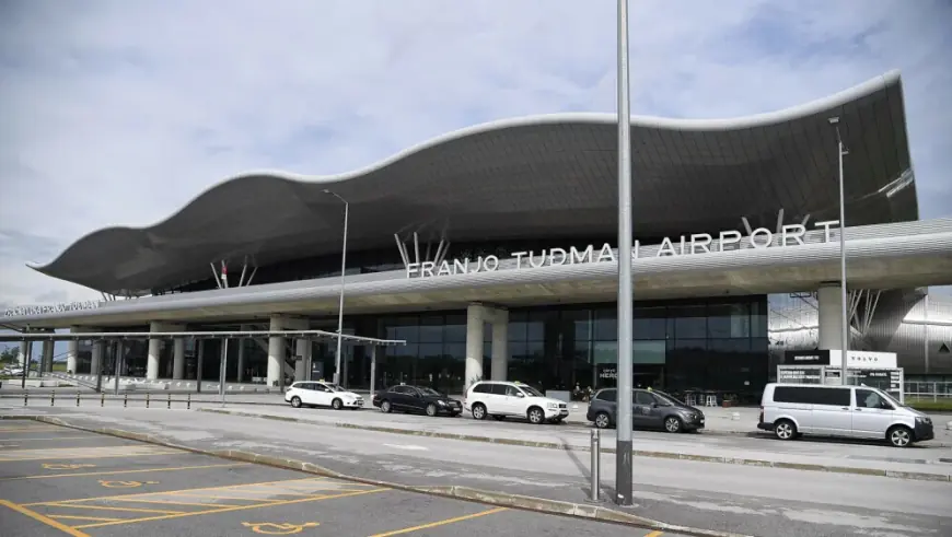 BRITANAC SLETIO U ZAGREB, SA SOBOM IMAO CRNU TORBU: CARINICI ŠOKIRANI ONIME ŠTO JE BILO UNUTRA