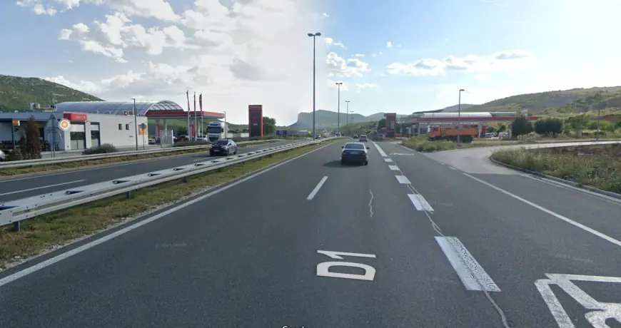 PROMETNA NESREĆA U DUGOPOLJU: SUDJELOVALO VIŠE VOZILA, IMA OZLIJEĐENIH