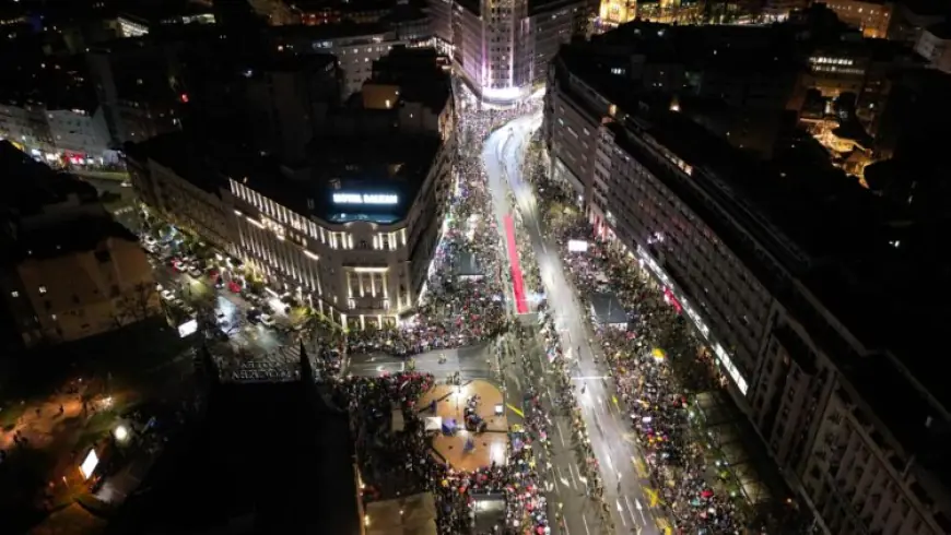 FOTO/NESTVARNE SCENE IZ BEOGRADA, SUTRA SE OČEKUJE PAD VUČIĆA!