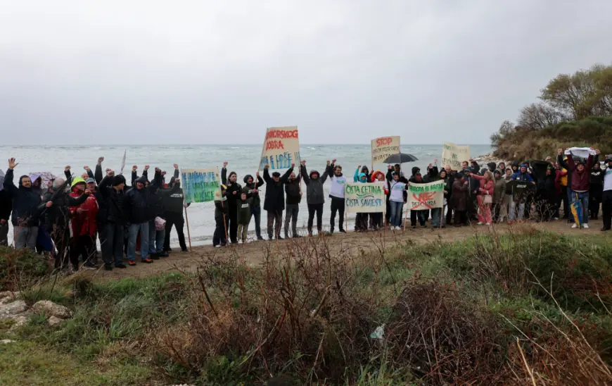 FOTO / GRAĐANI NA NOGAMA ZBOG IZGRADNJE MARINE: "TO BI DOVELO DO POPLAVA KATASTROFALNIH RAZMJERA"