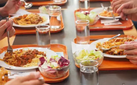 TROVANJE HRANOM U STUDENTSKOJ MENZI: NEKI SU ZADRŽANI U BOLNICI!