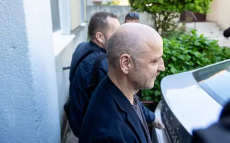 OGLASIO SE MILE KEKIN: "VIDIMO SE NA KONCERTU"