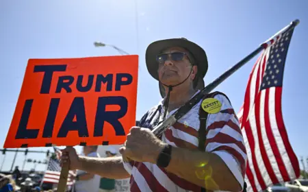 TRUMP PO ANKETI CNN-a IMA NAJGORU PODRŠKU GRAĐANA U POTEKLIH SEDAM DESETLJEĆA