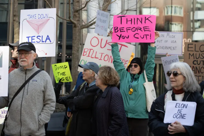 MUSKOV DOGE OTPUŠTA SVE ZAPOSLENIKE USAID-a