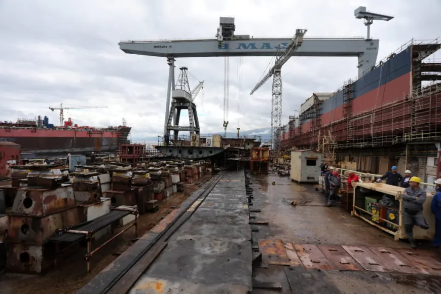 NAKON PUNIH 77 GODINA NEPREKIDNOG RATA POKRENUT STEČAJ U STAROM 3. MAJU