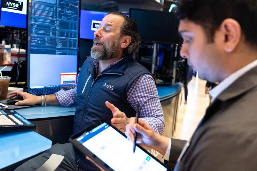 PANIKA NA SVJETSKIM BURZAMA: NA WALL STREETU IZBRISANO 2.400 MILIJARDI DOLARA, SNAŽNO PORASTAO INDEKS STRAHA