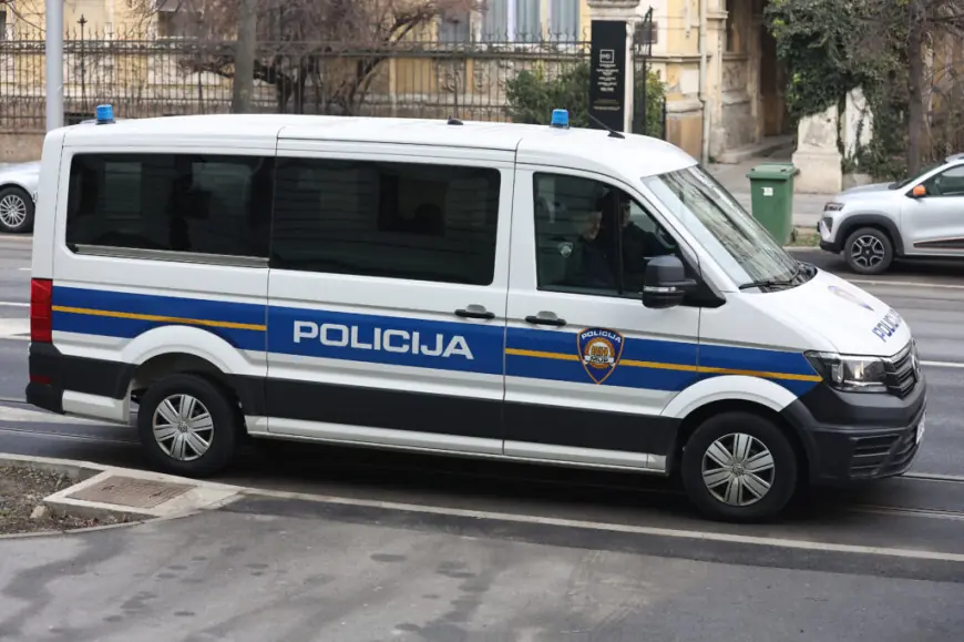 U DVORIŠTU U OSIJEKU EKSPLODIRALA BOMBA