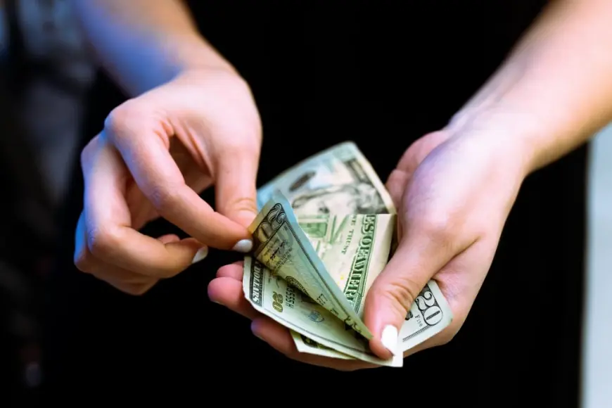 ZBOG CARINSKOG RATA, DOLAR PAO NA NAJNIŽU RAZINU U TRI GODINE