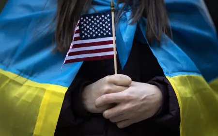 AMERIČKO-UKRAJINSKI DOGOVOR: TRUMPOV VRABAC U RUCI