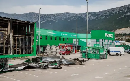 POLICIJA OBJAVILA TKO JE KRIV ZA OGROMNI POŽAR TRGOVAČKOG CENTRA U KAŠTELIMA: UZROK JE BIZARAN