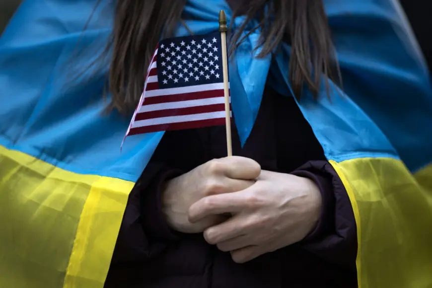 AMERIČKO-UKRAJINSKI DOGOVOR: TRUMPOV VRABAC U RUCI