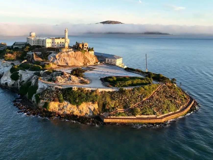 BRUTALNI POKUŠAJ BIJEGA IZ ZATVORA: 48 SATI OPSADE, MRTVI I RANJENI U ZLOGLASNOM ALCATRAZU