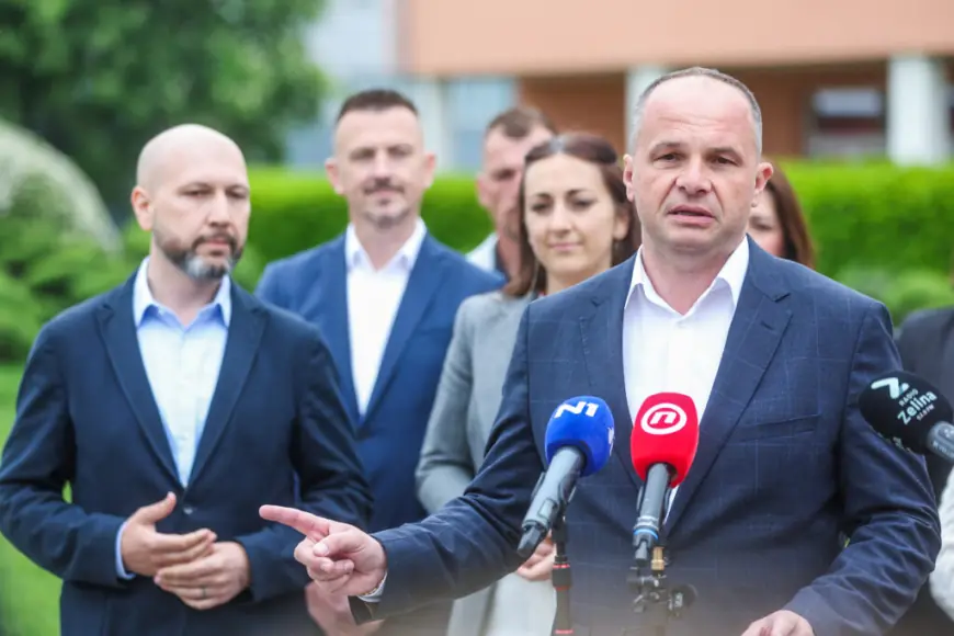 HAJDAŠ DONČIĆ O MATIJEVIĆU: LJUDI NEMAJU IDEJU ZA PROGRAM PA SE NABACUJU TAKOZVANIM PRIJAVAMA