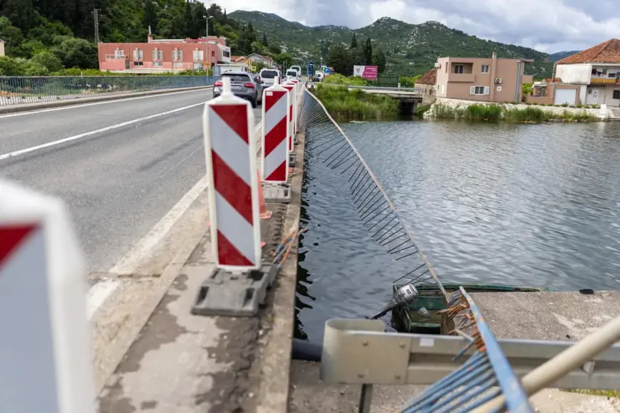 NESREĆU S TROJICOM MRTVIH U DALMACIJI SKRIVIO JE PIJANI VOZAČ