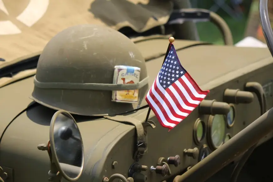 AMERIČKA VOJSKA POČINJE IZBACIVATI TRANSRODNE OSOBE