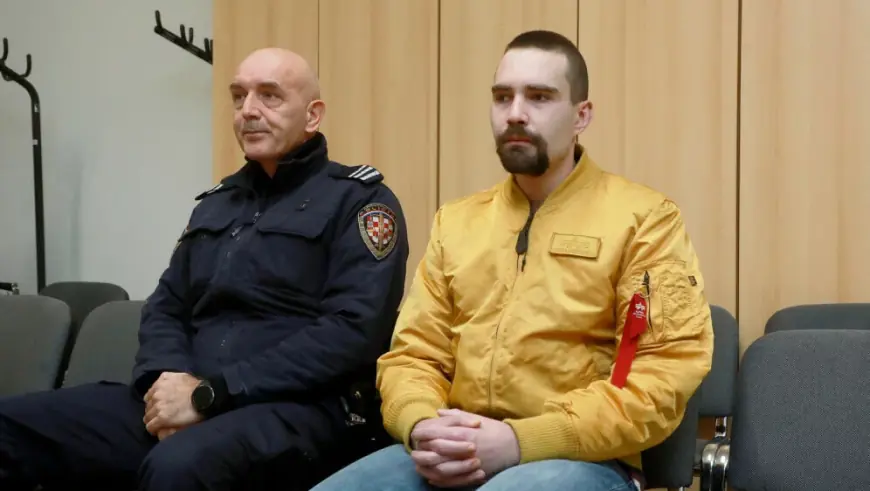 MAJKU IZBO NOŽEM PA OTIŠAO U KAFIĆ: SUD GA OSUDIO NA 25 GODINA