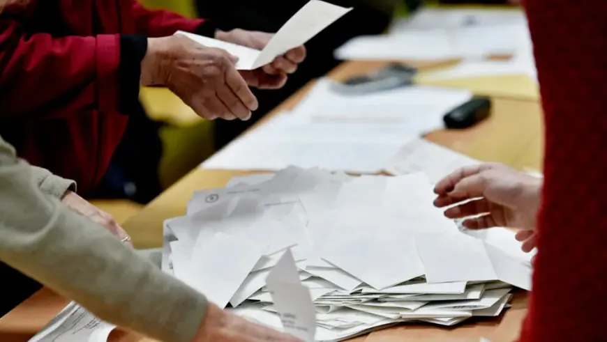 PREOKRET U DALMATINSKOM GRADU: PRONAĐENA DVA LISTIĆA, HDZ GUBI VEĆINU?