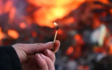 NA POŽARIŠTU KOD OMIŠA CIJELU NOĆ DEŽURALO 50 VATROGASACA