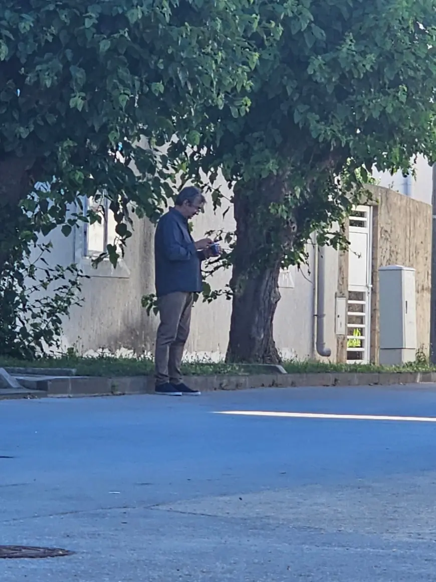 HDZ-ov KANDIDAT KOJI JE CIJELO JUTRO STAJAO PRED BIRALIŠTEM NAKRAJU IZGUBIO