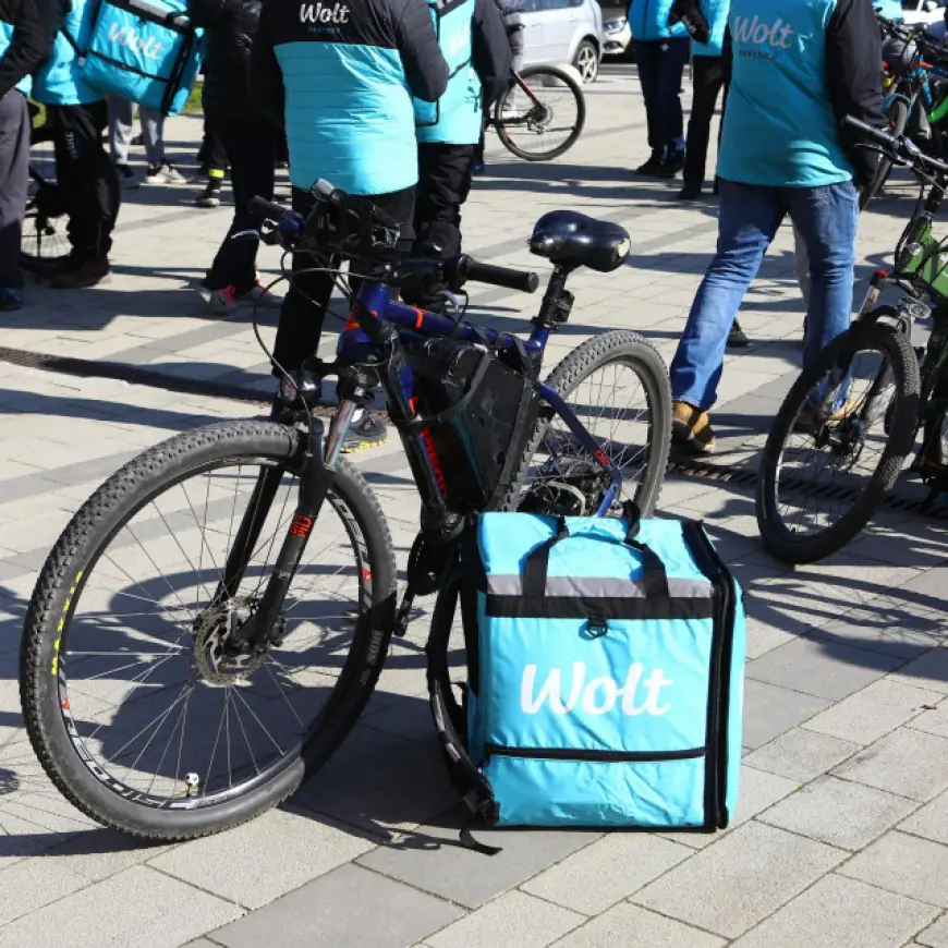 U ZAGREBU PONOVNO NAPALI STRANOG DOSTAVLJAČA, UKRALI MU HRANU