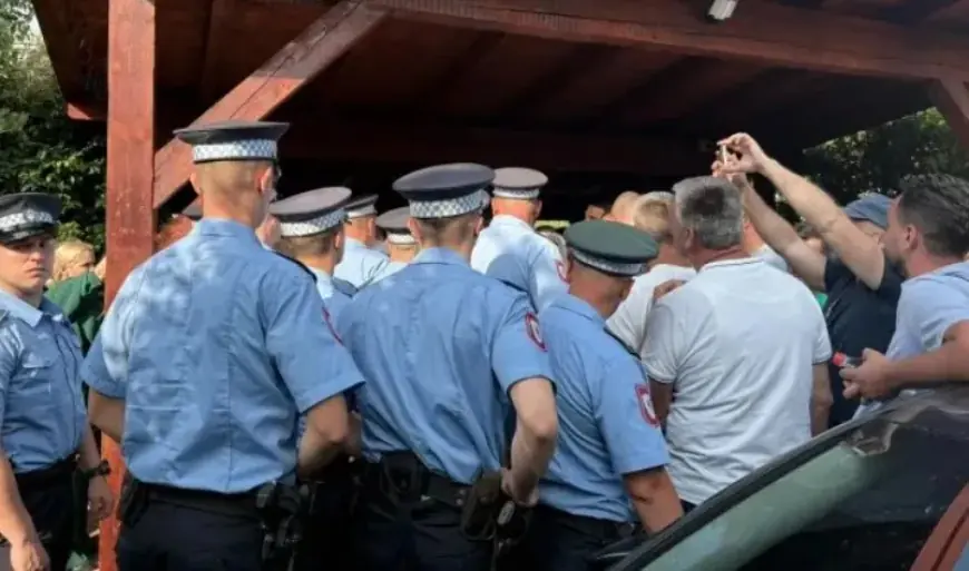 KAOS U REPUBLICI SRPSKOJ: GRAĐANI NAPALI POLICIJU ZBOG POKUŠAJA UHIĆENJA ČELNIKA OPORBE