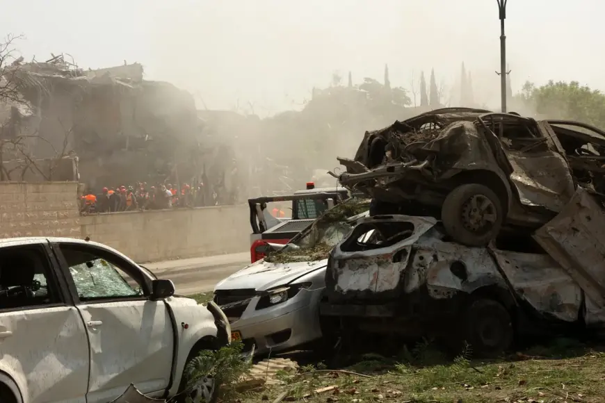 AMERIKA NAPALA IRAN, TRUMP ZAPRIJETIO NOVIM NAPADIMA: IRAN ZASUO IZRAEL RAKETAMA