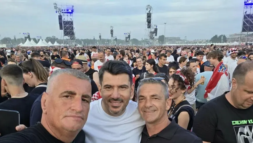 BULJ OPLEO PO JANDROKOVIĆU: "IZBACIO ME IZ SABORA, A SAD GLUMI DOMOLJUBA"