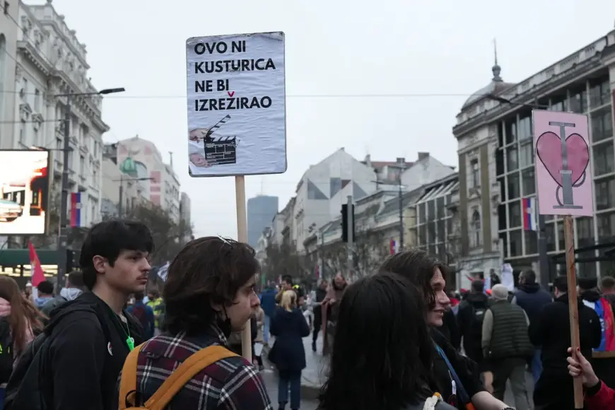 SUD POSLIJE MASOVNOG PROSVJEDA U UŽICU OSLOBODIO SEDMORICU UHIĆENIH AKTIVISTA
