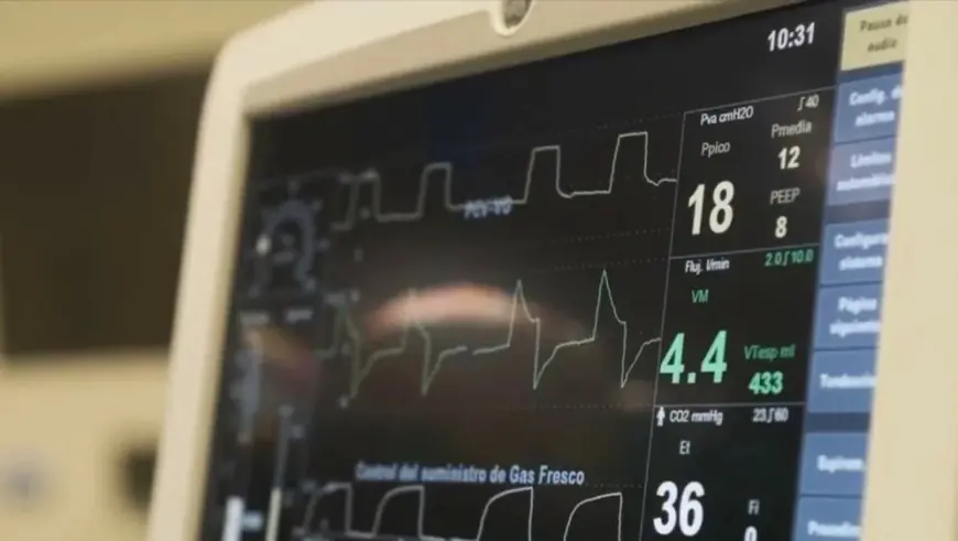 DETALJI SLUČAJA TEŠKO OZLIJEĐENE BEBE: SVE SE DOGODILO OKO 6 SATI UJUTRO, DIJETE  OD 10 MJESECI JE PLAKALO U KOLIJEVCI