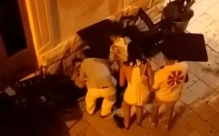 POTUKLI SE TURISTI U SPLITU, MUŠKARCA NA PODU CIPELARILI. JAVILA SE POLICIJA