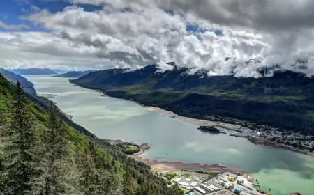 DRAMA UOČI SUSRETA TRUMPA I PUTINA: GLAVNI GRAD ALJASKE NAREDIO EVAKUACIJU