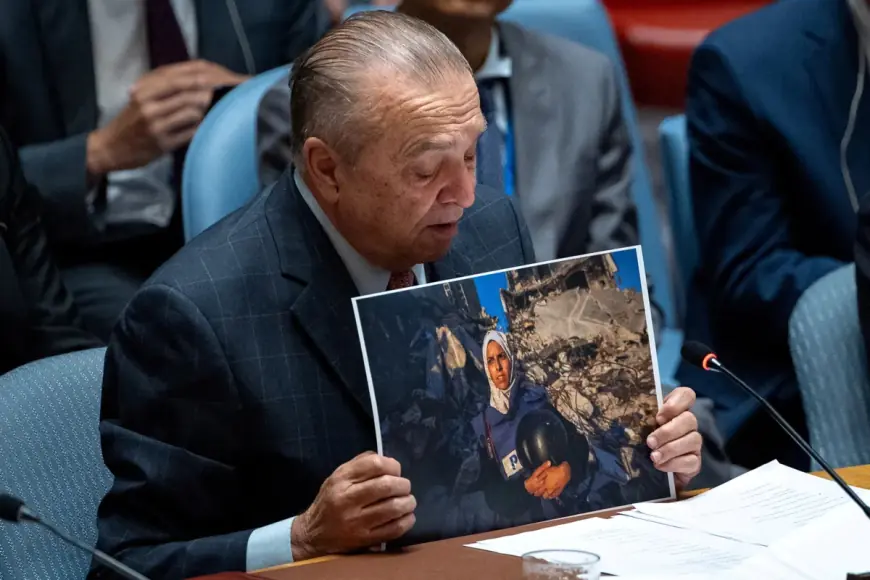 STOTINE ZAPOSLENIKA UN-a TRAŽE DA SE RAT U GAZI PROGLASI GENOCIDOM