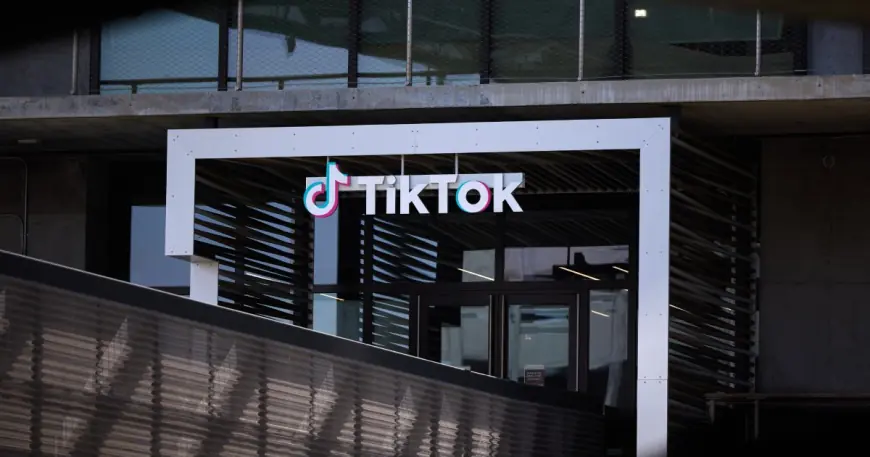 TRUMP PRODUŽIO ROK ZA PRODAJU TIKTOKA DO 16. PROSINCA