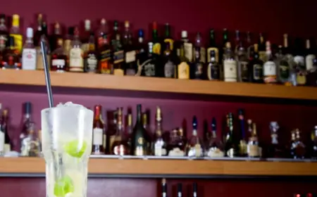 PANIKA SE ŠIRI ZEMLJOM - LJUDI NAKON POSJETA BARU ILI RESTORANU OSLIJEPE I PADAJU U KOMU: "OVO JE ABNORMALNA SITUACIJA"