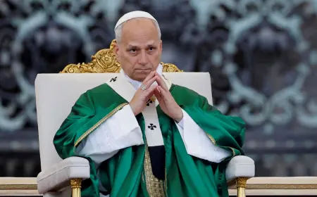 PAPA LAV POZVAO KATOLIKE DA POMOGNU IMIGRANTIMA