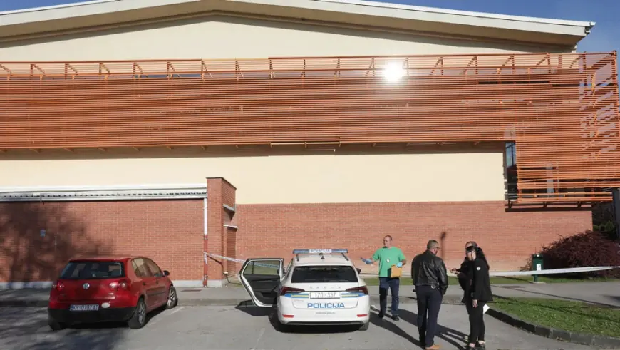 POZNATO STANJE DJEČAKA KOJI JE UBODEN ISPRED ŠKOLE: OTKRIVENO I ŠTO ĆE BITI S UČENIKOM KOJI JE VRTIO VREĆICU S NOŽEM