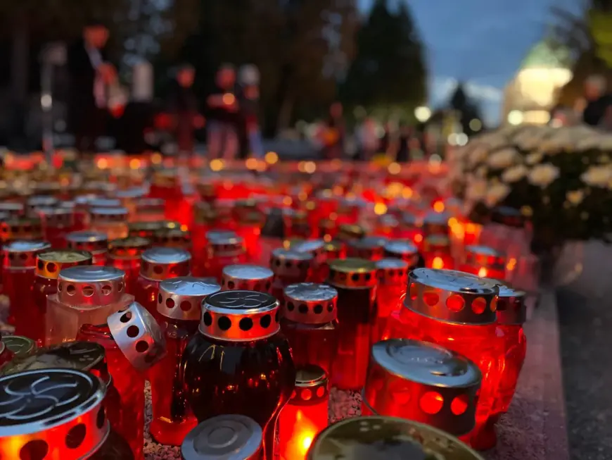 TRGOVCI NA SVI SVETE SMIJU PRODAVATI SAMO CVIJEĆE I SVIJEĆE