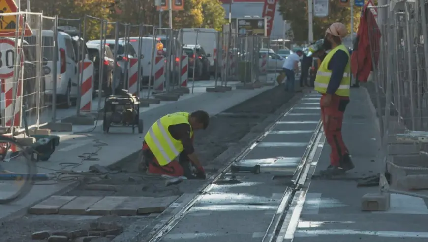 PROMETNA AGONIJA U CENTRU GRADA, TREĆI PUT POPRAVLJAJU TEK IZGRAĐENE CESTE