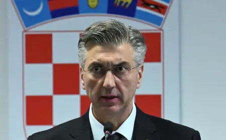 PLENKOVIĆ I BOŽINOVIĆ U NEMILOM STRAHU OD SUTRAŠNJEG PROSVJEDA U SPLITU