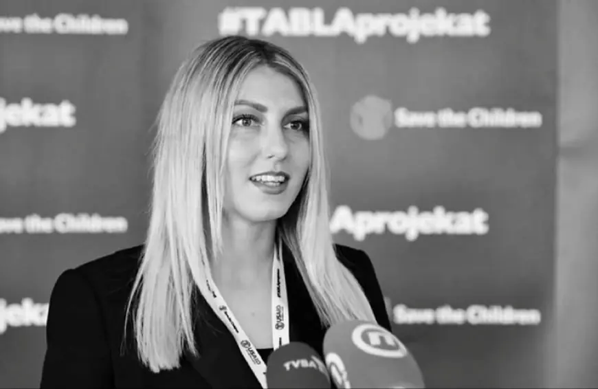 MOSTAR SE OPRAŠTA OD UBIJENE (32): "BJEŽALA JE OD MLAKONJE BEZ KIČME"